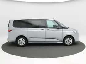 Volkswagen Multivan (2024) thumbnail 5