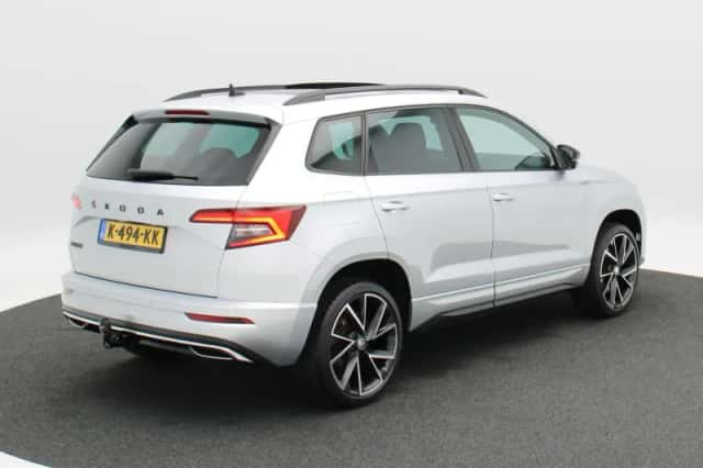 Škoda Karoq (2021) thumbnail 2
