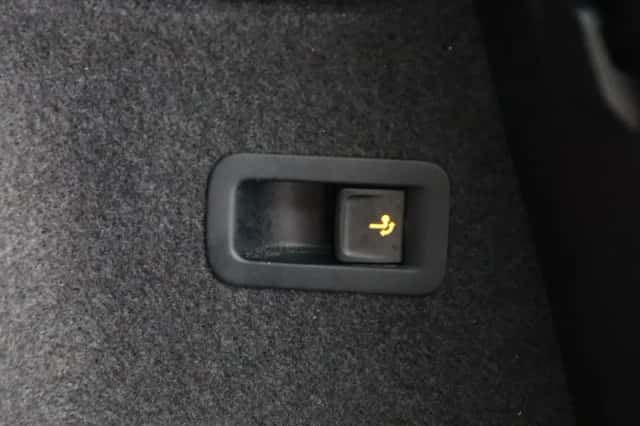 Škoda Karoq (2021) thumbnail 18