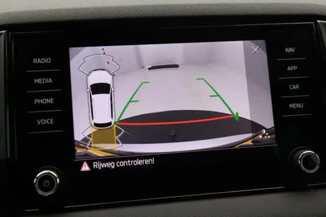 Škoda Karoq (2021) thumbnail 33