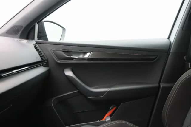 Škoda Karoq (2021) thumbnail 38