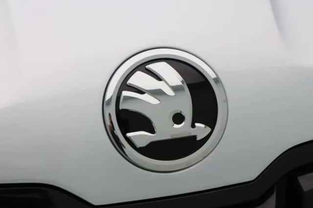 Škoda Karoq (2021) thumbnail 9