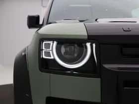 Land Rover Defender (2024) thumbnail 11