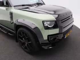 Land Rover Defender (2024) thumbnail 13