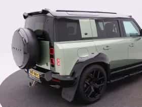 Land Rover Defender (2024) thumbnail 17