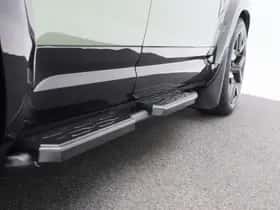 Land Rover Defender (2024) thumbnail 18