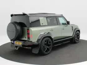 Land Rover Defender (2024) thumbnail 3