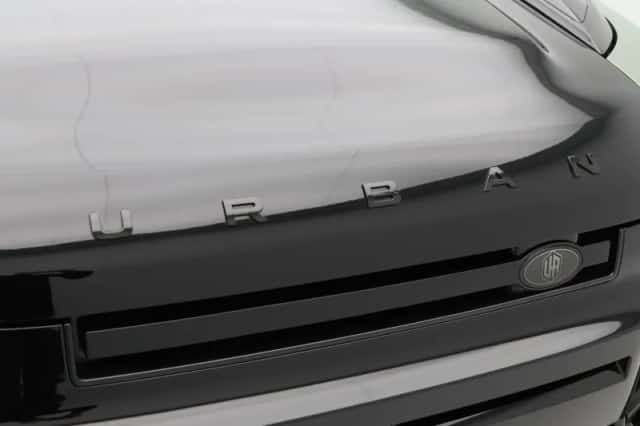 Land Rover Defender (2024) thumbnail 22