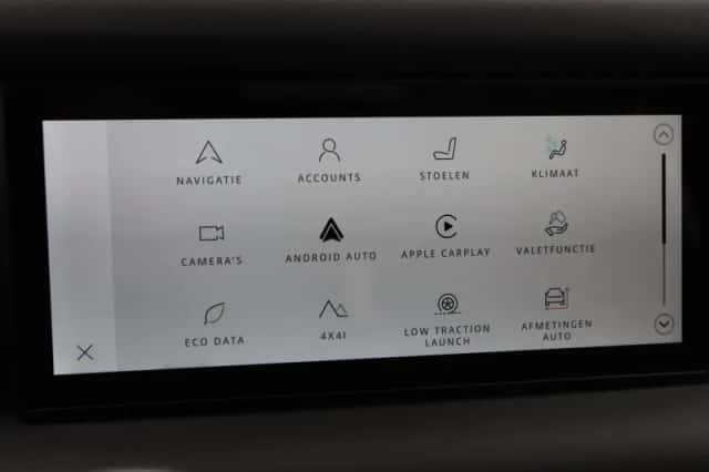 Land Rover Defender (2024) thumbnail 36