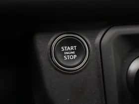 Land Rover Defender (2024) thumbnail 44