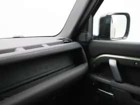 Land Rover Defender (2024) thumbnail 47