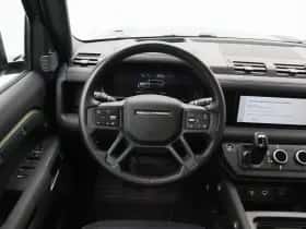 Land Rover Defender (2024) thumbnail 51