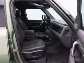 Land Rover Defender (2024) thumbnail 54