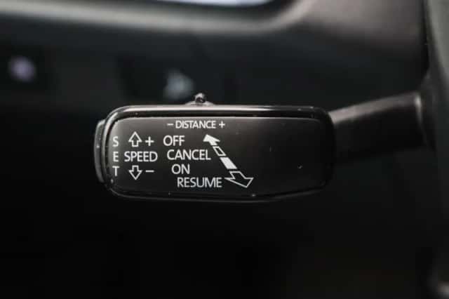 Škoda Enyaq (2023) thumbnail 23