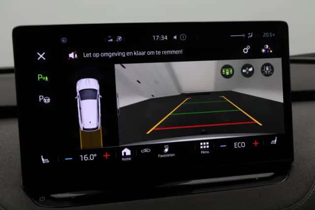 Škoda Enyaq (2023) thumbnail 28