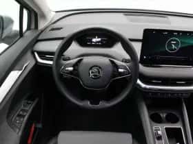 Škoda Enyaq (2023) thumbnail 7