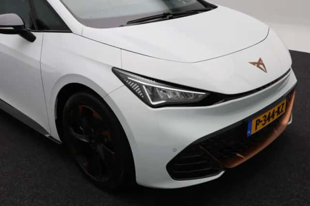 CUPRA Born (2022) thumbnail 13