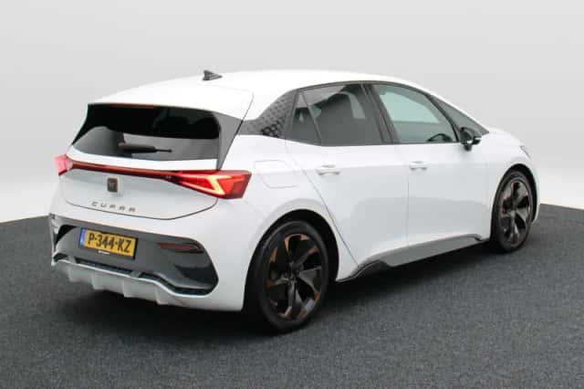CUPRA Born (2022) thumbnail 3