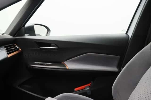 CUPRA Born (2022) thumbnail 29