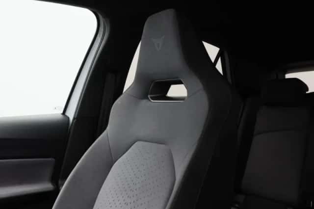 CUPRA Born (2022) thumbnail 30