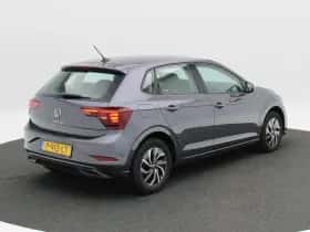 Volkswagen Polo (2022) thumbnail 2