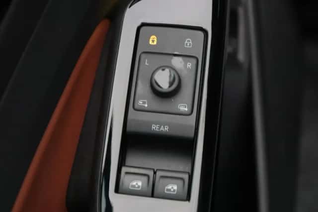 Volkswagen ID.5 (2023) thumbnail 21