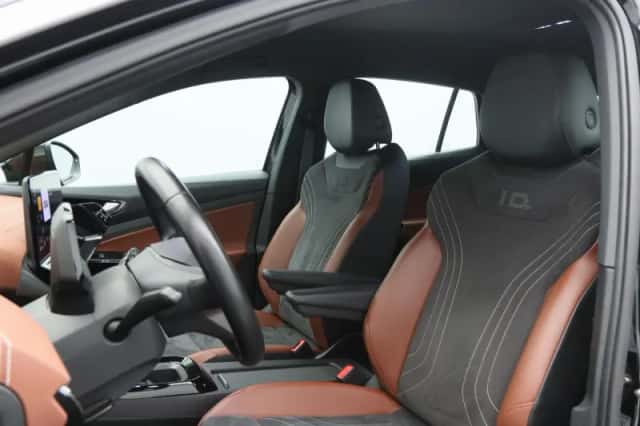 Volkswagen ID.5 (2023) thumbnail 6