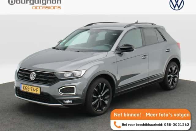 Volkswagen T-Roc (2022) thumbnail 1