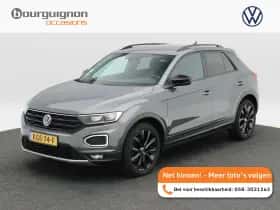 Volkswagen T-Roc (2022) thumbnail 1
