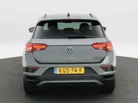 Volkswagen T-Roc (2022) thumbnail 4