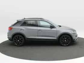 Volkswagen T-Roc (2022) thumbnail 5