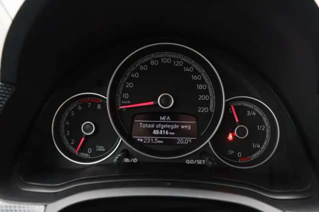 Volkswagen Up! (2023) thumbnail 18