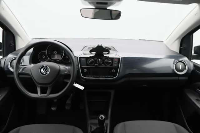 Volkswagen Up! (2023) thumbnail 25