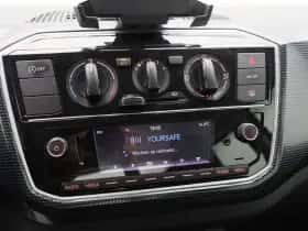 Volkswagen Up! (2023) thumbnail 8