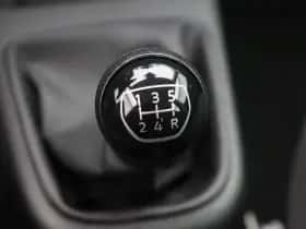 Volkswagen Up! (2023) thumbnail 9