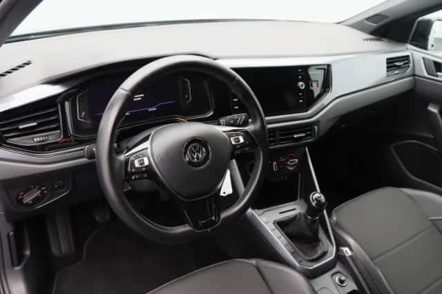 Volkswagen Polo (2018) thumbnail 3