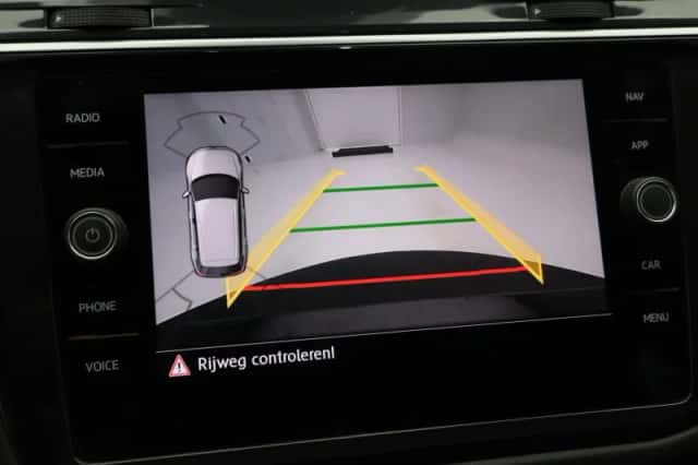 Volkswagen Tiguan (2020) thumbnail 11