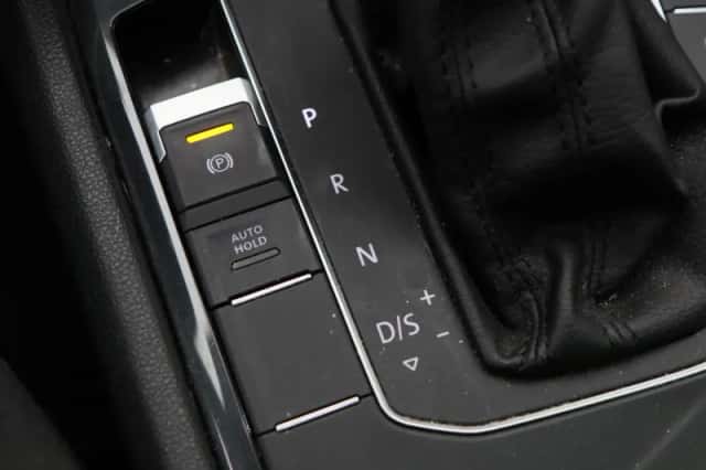 Volkswagen Tiguan (2020) thumbnail 13