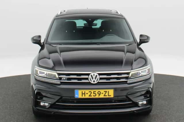 Volkswagen Tiguan (2020) thumbnail 4