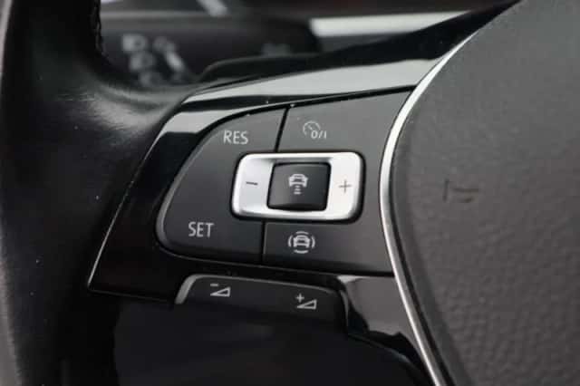 Volkswagen Tiguan (2020) thumbnail 8