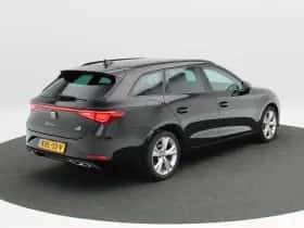 SEAT Leon Sportstourer (2021) thumbnail 2