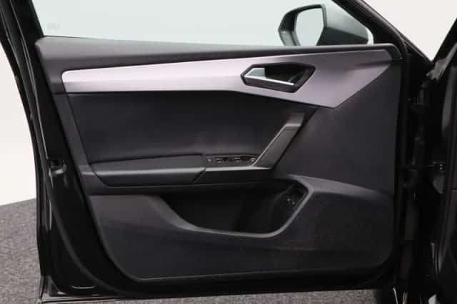 SEAT Leon Sportstourer (2021) thumbnail 17