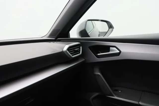 SEAT Leon Sportstourer (2021) thumbnail 32