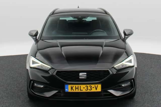 SEAT Leon Sportstourer (2021) thumbnail 5