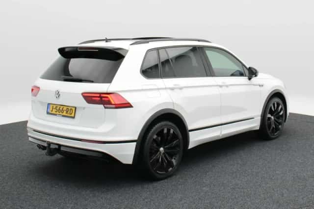 Volkswagen Tiguan (2020) thumbnail 2