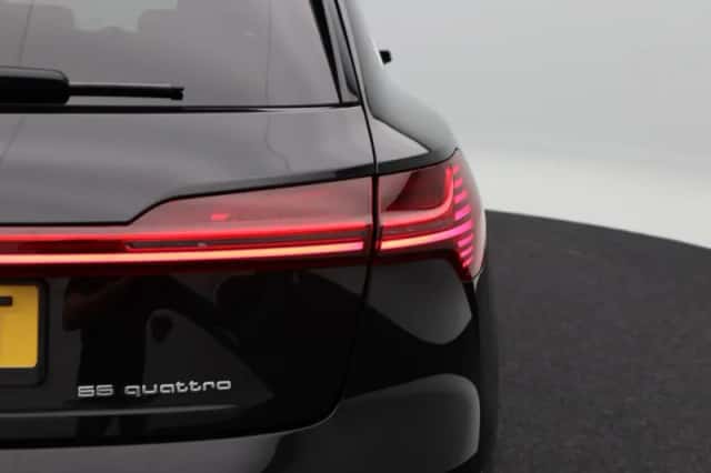 Audi e-tron (2019) thumbnail 13