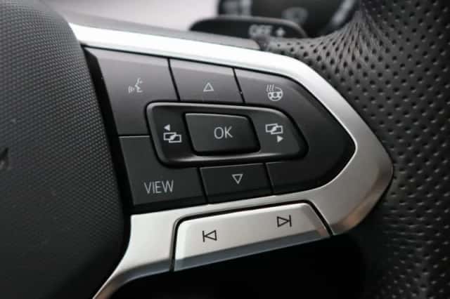 Volkswagen Golf (2025) thumbnail 26