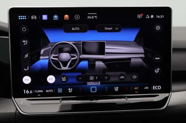 Volkswagen Golf (2025) thumbnail 29