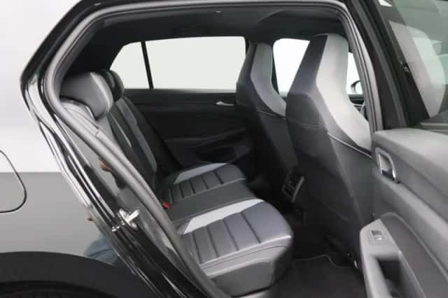 Volkswagen Golf (2025) thumbnail 40