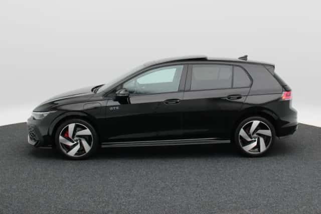 Volkswagen Golf (2025) thumbnail 9